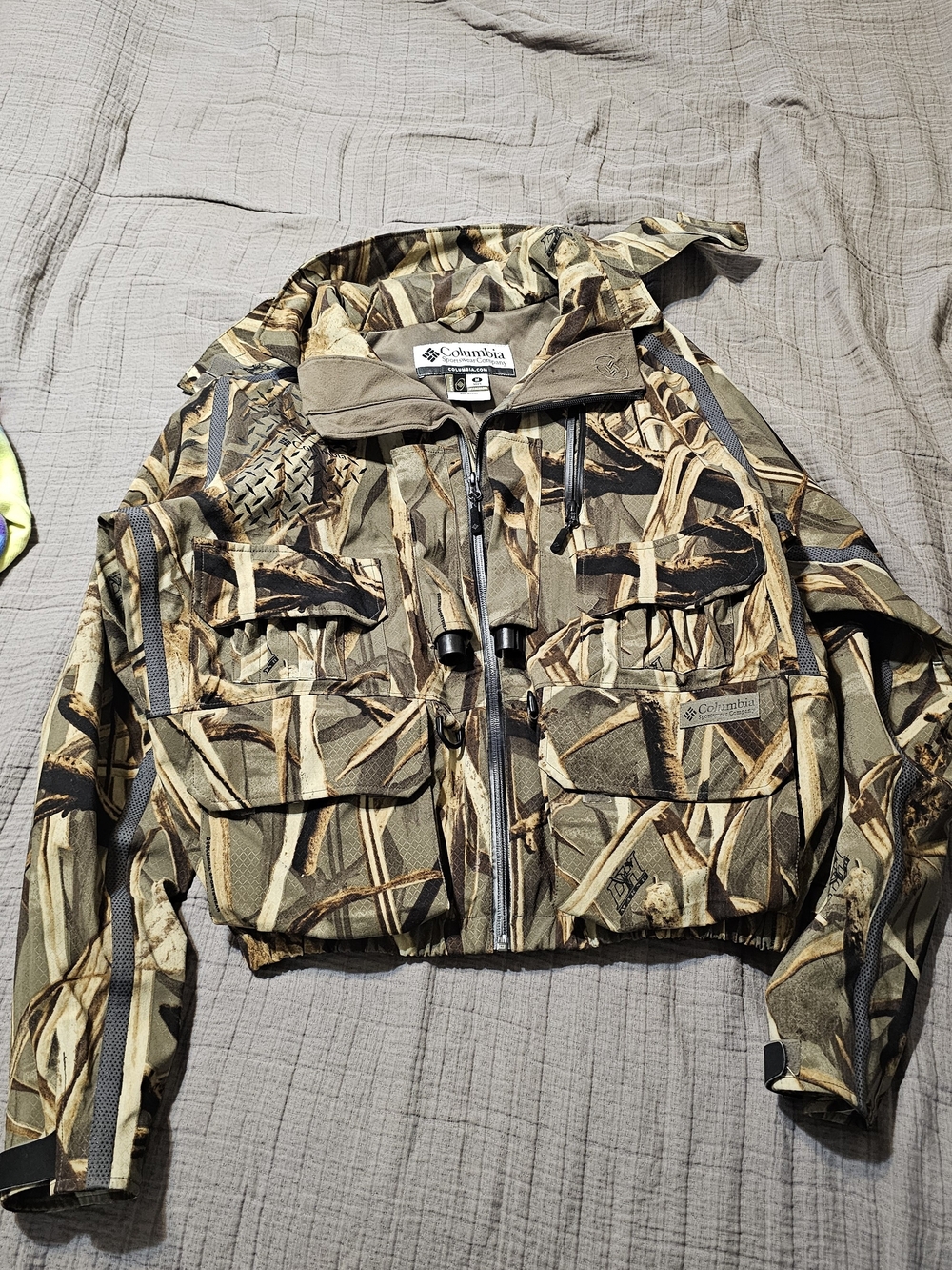 Columbia Women's Camo Utility Jacket - Olive/Brown/Beige